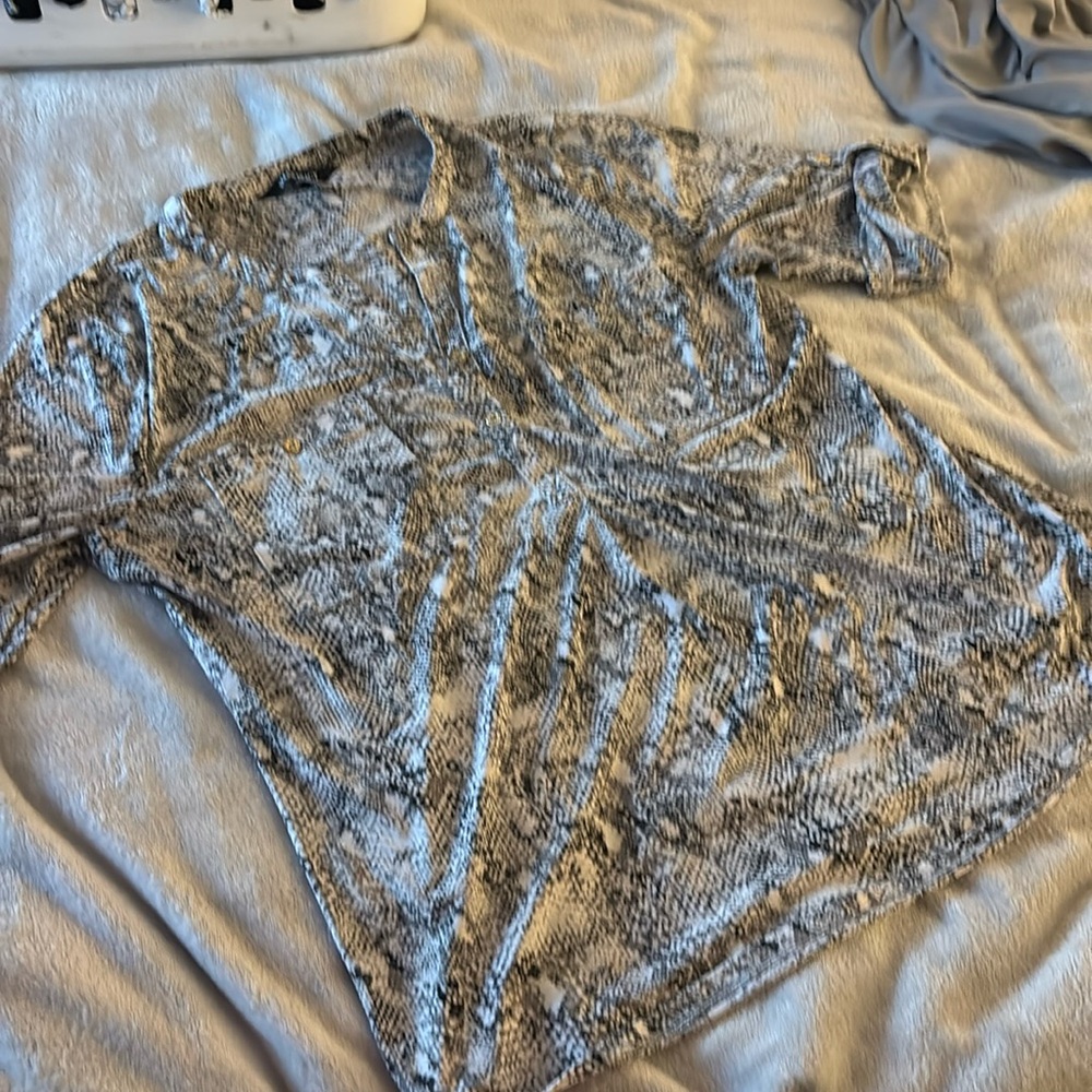 V-neck snakeskin pattern blouse